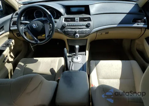 2011 Honda Accord Lx z USA, uszkodzony, nr VIN 1HGCP2F38BA010389